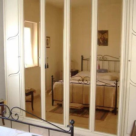 Chiara Apartment *